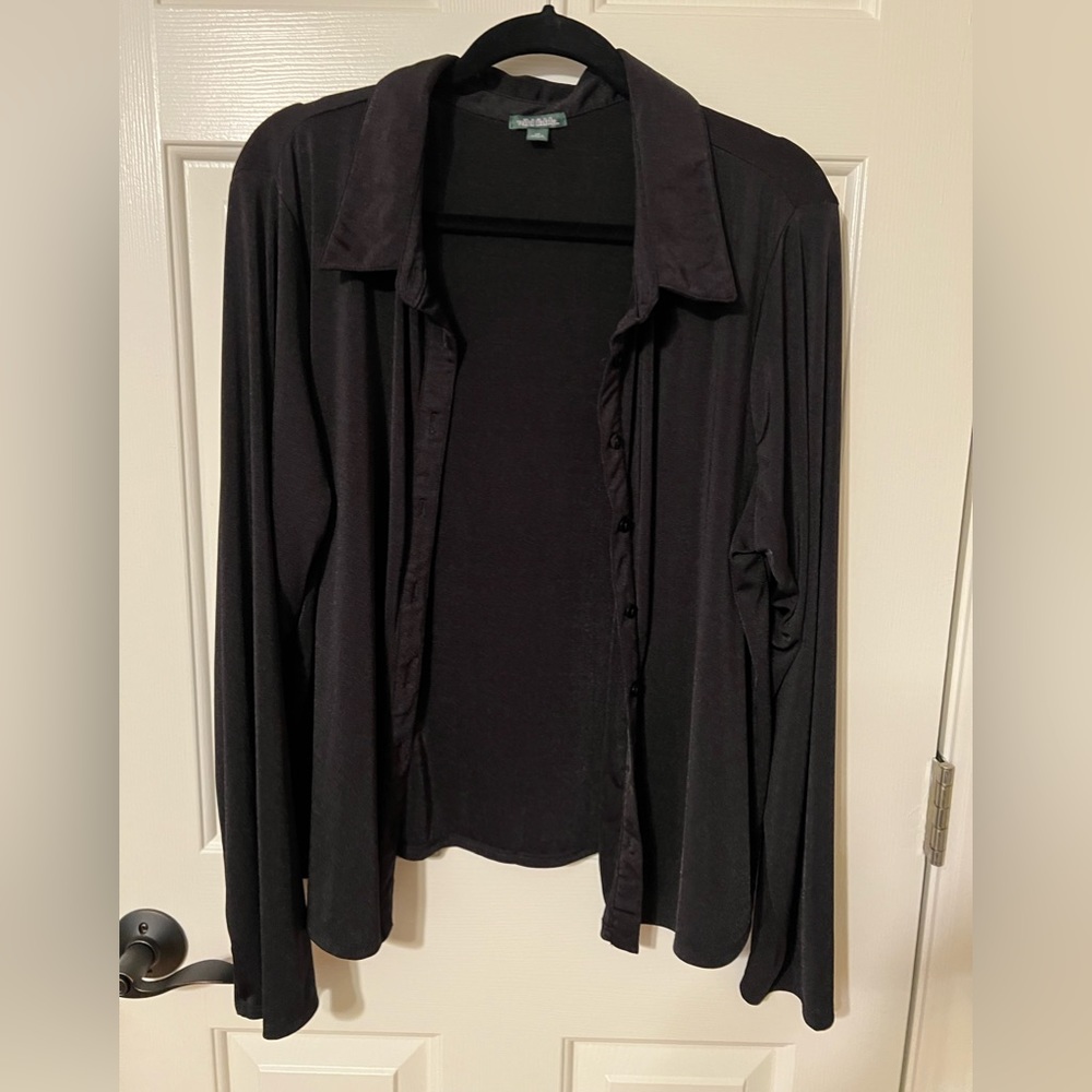 Wild Fable 1X black button down collared shirt women’s plus